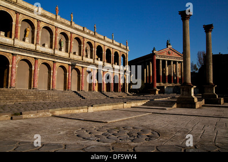 Straßen des antiken Roms sind neu in Filmstudios Cinecittà in Rom, Italien Stockfoto
