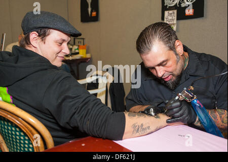 London, UK. 28. September 2013. London-Tattoo-Convention. © Terence Mendoza/Alamy Live-Nachrichten Stockfoto