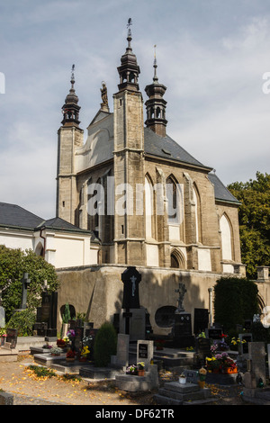 Alle Heiligen Kapelle und Friedhof (Sedlek Beinhaus) Kutna Hora, Böhmen, Tschechische Republik Stockfoto