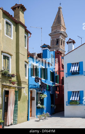 Insel Burano. Nördlich liegt in Richtung Venedig und Murano, unbestreitbar die meisten farbigen Insel der Lagune von Venedig. Stockfoto