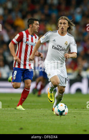 Madrid, Spanien. 28. September 2013. Real Madrid CF gegen Atletico de Madrid (0: 1) im Santiago Bernabeu Stadion. Luka Modric (kroatische Mittelfeldspieler von Real Madrid) Credit: Action Plus Sport/Alamy Live News Stockfoto