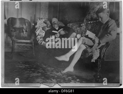 Mitglieder der Familien (5E) von John, Charles und Emma Dorrance. 1915 und früher. 283542 Stockfoto