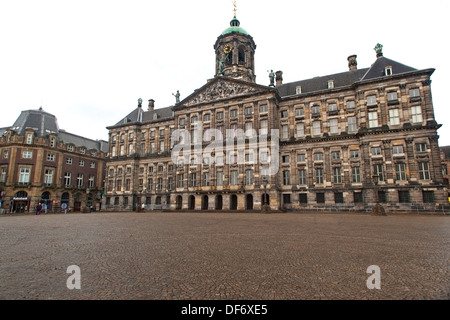 Der königliche Palast Dam in Amsterdam. Stockfoto