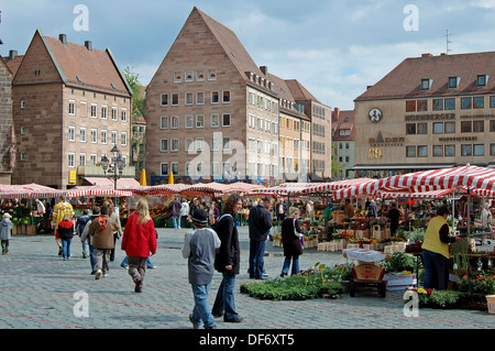 Christkindelsmarkt (Christkind Markt) (Weihnachtsmarkt), Nürnberg, Bayern, Deutschland, Europa Stockfoto