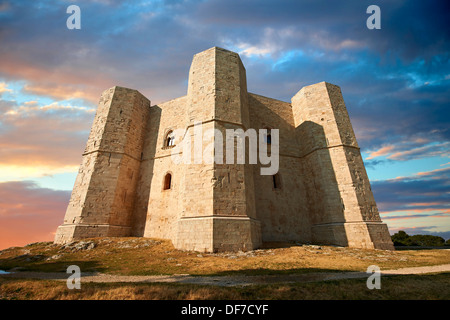 Castel del Monte, eine achteckige Burg, Andria, Apulien, Italien Stockfoto