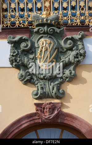 Wappen von Großherzog Wilhelm Ernst von Sachsen-Weimar-Eisenach, auf das Rokoko Schloss Belvedere, UNESCO-Weltkultur Stockfoto