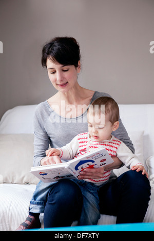 MUTTER & KIND Stockfoto