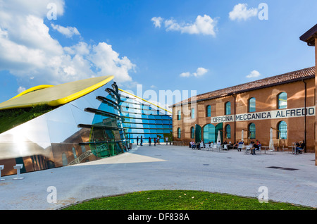 Das Museo Casa Enzo Ferrari, Modena, Emilia Romagna, Italien Stockfoto