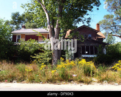 Verlassene, ausgebrannte Häuser in Detroit, Michigan, USA Stockfoto