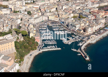 LUFTAUFNAHME. Alter Yachthafen. Bastia, Korsika, Frankreich. Stockfoto