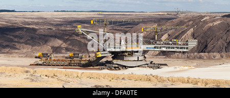 Vattenfall-Tagebau Braunkohle Bergwerk - Welzow Süd, Brandenburg, Deutschland, Europa Stockfoto