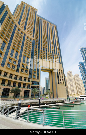 Detail der Adresse Dubai Marina Gebäude, Dubai, Vereinigte Arabische Emirate Stockfoto