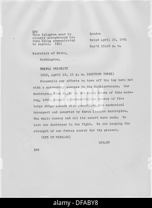 Dieses Dokument aus dem Jahr 1949 zeigt die Kommunikation von Winston Churchill an Franklin D. Roosevelt, die sich wahrscheinlich mit den politischen Beziehungen nach dem Zweiten Weltkrieg befasst. Churchill und Roosevelt waren Schlüsselfiguren in der Kriegsdiplomatie. Stockfoto