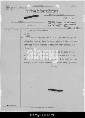 Dieses Dokument enthält eine Botschaft von Winston Churchill an Franklin D. Roosevelt, die die enge Beziehung zwischen den britischen und amerikanischen Führern während des Zweiten Weltkriegs widerspiegelt Stockfoto