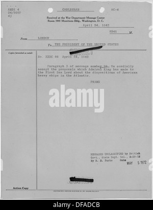 Ein historischer Brief oder eine Mitteilung von Winston Churchill an Franklin D. Roosevelt, der die andauernde diplomatische Korrespondenz zwischen dem britischen Premierminister und dem US-Präsidenten während des Zweiten Weltkriegs widerspiegelt Stockfoto
