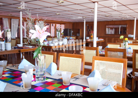 Esszimmer im Mekong River Cruise Ship Stockfoto