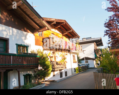 Österreich Kitzbühel Europa typisch alpine Holzhaus in Tirol Tirol Stockfoto