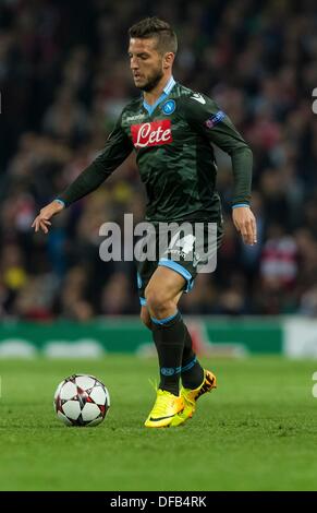 01.10.2013 London, England. SSC Napoli weiterleiten Dries Mertens (14) während der Gruppenphase der UEFA Champions League-Leuchte zwischen Arsenal und SSC Napoli aus dem Emirates-Stadion Stockfoto