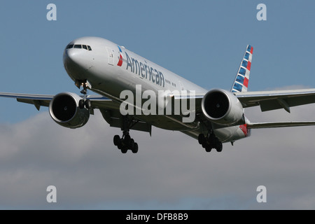 AMERICAN AIRLINES BOEING 777 300 Stockfoto