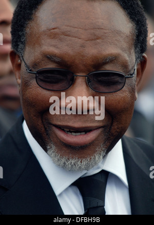 Der südafrikanische Präsident Kgalema Mohlante nach Beerdigung Anti-Apatheid-Aktivist Billy Nair in Durban 30. Oktober 2008 Bild: Stockfoto