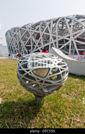 Nationalstadion, auch bekannt als das Vogelnest in Chaoyang District, Beijing, China Stockfoto