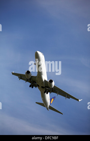 Lufthansa Regional (Lufthansa CityLine) Embraer ERJ-190-200LR 195LR D-AEBR Stockfoto