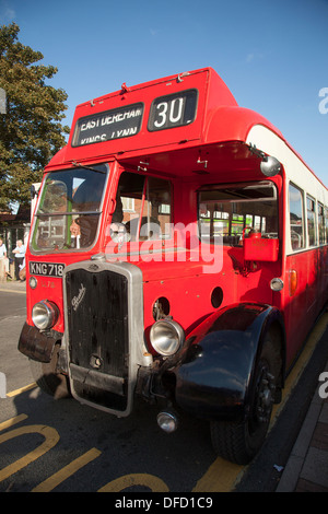 Austol einzelne Doppeldecker-Bus am Festivalwochenende Sheringham 1940 Stockfoto