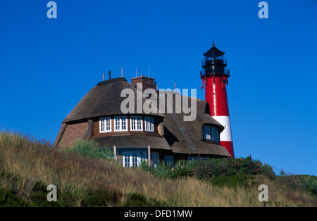 Strohgedeckte Haus am Hoernum Leuchtturm, Insel Sylt, Schleswig-Holstein, Deutschland Stockfoto