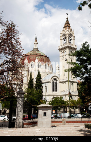 Die Kirche von San Manuel und San Benito (Iglesia de San Manuel y San Benito)-Madrid Stockfoto