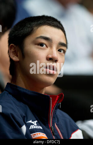 Antwerpen, Belgien. 2. Oktober 2013. Kenzo Shirai (JPN), 2. Oktober 2013 - Kunstturnen: Kunstturnen WM 2013 an Blick Sportpaleis (Antwerpener Sportpalast), Antwerpen, Belgien. (Foto von Enrico Calderoni/AFLO SPORT) Bildnachweis: Aflo Co. Ltd./Alamy Live-Nachrichten Stockfoto