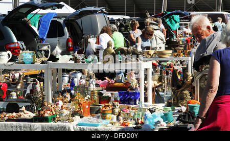 29. September 2013 - Elkhorn, Wisconsin, USA - Bilder aus dem Elkhorn Antik-Flohmarkt an der Walworth County Fairgrounds in Elkhorn, Wisconsin Sonntag, 29. September 2013 (Kredit-Bild: © Kevin E. Schmidt/ZUMAPRESS.com) Stockfoto