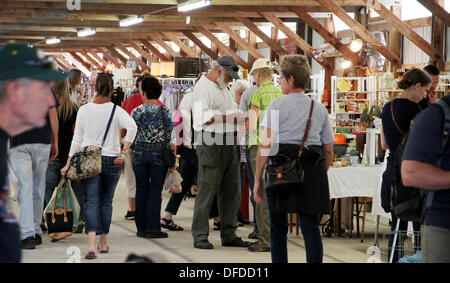 29. September 2013 - Elkhorn, Wisconsin, USA - Bilder aus dem Elkhorn Antik-Flohmarkt an der Walworth County Fairgrounds in Elkhorn, Wisconsin Sonntag, 29. September 2013 (Kredit-Bild: © Kevin E. Schmidt/ZUMAPRESS.com) Stockfoto