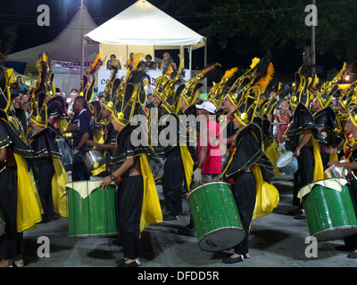 Straßenkarneval in Sao Sebastiao, Bundesstaat Ufer von Sao Paulo, Brasilien Stockfoto