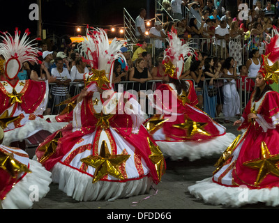 Straßenkarneval in Sao Sebastiao, Bundesstaat Ufer von Sao Paulo, Brasilien Stockfoto