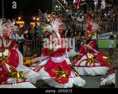 Straßenkarneval in Sao Sebastiao, Bundesstaat Ufer von Sao Paulo, Brasilien Stockfoto