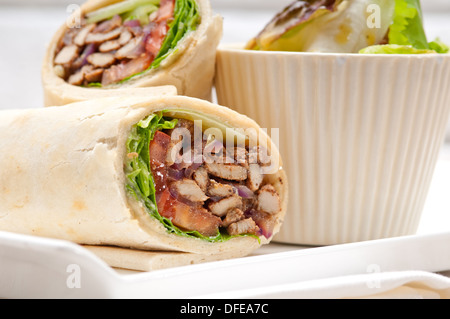 Kafta Shawarma Hühnerroulade Pita Wrap sandwich traditionelle arabische Mitte Osten Essen Stockfoto