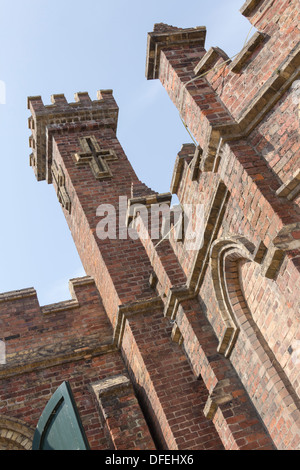 Details von einigen der gotischen Art Styling auf der Außenseite des Grad II aufgeführten "Museum der Schlucht" Ironbridge, Shropshire Stockfoto