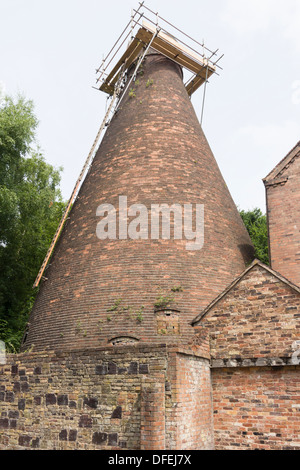 Alte Keramik Flasche Brennofen Exterieur, gewartet, Coalport China Museum, Ironbridge in Shropshire, Stockfoto