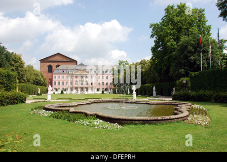 Kurfürstlichen / kurfürstlichen Schlossgarten, Palastgarten, Trier, Deutschland, Europa Stockfoto