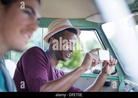 Mann mit wohnmobil sucht frau