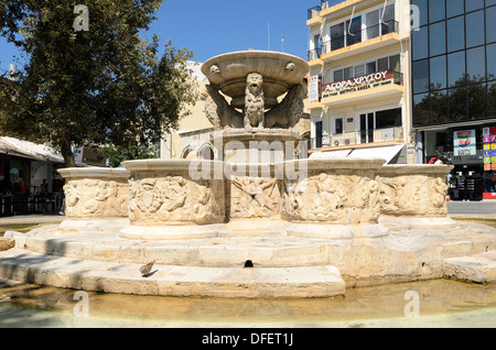 Morosini Brunnen am Lions-Platz in Heraklion - Kreta, Griechenland Stockfoto