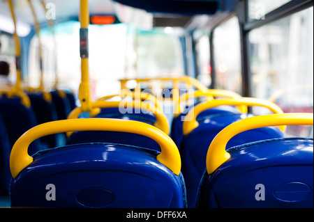 Londoner Doppeldeckerbus leeren Sitze Stockfoto