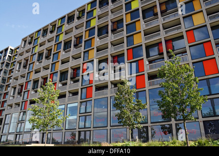 Renovierte Park Hill Wohnungen in Sheffield England, Großbritannien, Klasse II* denkmalgeschütztes Gebäude Betonarchitektur Renovierung renovierte Wohnhäuser Stockfoto