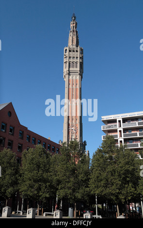 Das Rathaus Glockenturm, ein Weltkulturerbe, in Lille, Nord-Pas-de-Calais, Nord, Frankreich. Stockfoto