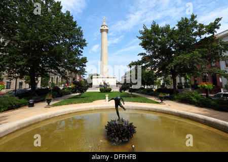 George Washington Monument und Brunnen im West Mount Vernon Place, Mount Vernon, Baltimore, Maryland, USA Stockfoto