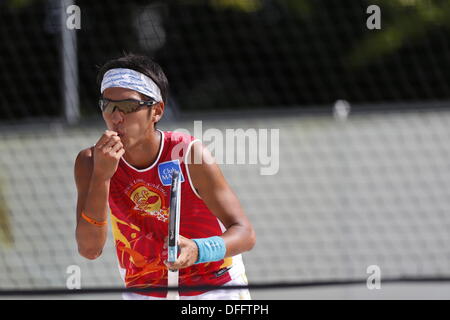 Tokio, Japan. 2. Oktober 2013. Naoaki Yamamoto (JPN), 3. Oktober 2013-Beach Tennis: Rakuten Japan Open Beach Tennis Championships 2013 Herrendoppel im Ariake Coliseum, Tokio, Japan. © AFLO SPORT/Alamy Live-Nachrichten Stockfoto