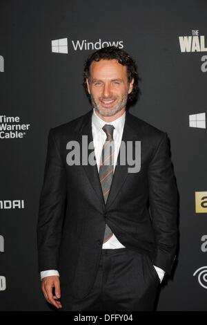 Los Angeles, CA. 3. Oktober 2013. Andrew Lincoln im Ankunftsbereich für die vierte Saison Premiere des AMC THE WALKING DEAD, AMC Universal Citywalk Stadion 19 IMAX, Los Angeles, CA 3. Oktober 2013. © Elisabeth Goodenough/Everett Collection/Alamy Live-Nachrichten Stockfoto