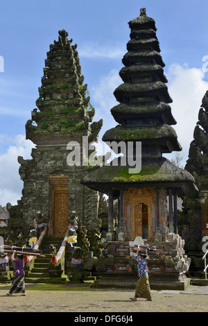 Indonesien, Insel Bali, die Meru-Portal im Tempel Pura Ulun Danu Batur Stockfoto