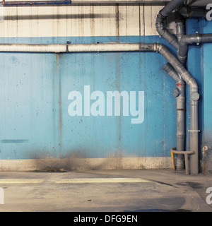 Leere Lager Wand, kann als industriellen Hintergrund verwendet werden Stockfoto