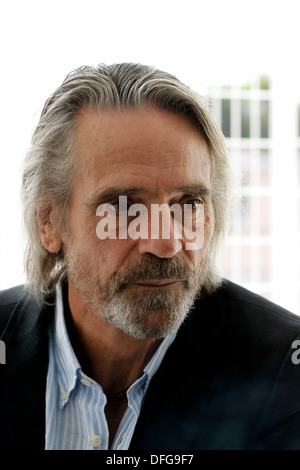 Oscar-Preisträger JEREMY IRONS gibt eine Pressekonferenz für seinen neuen Film "Nacht Zug nach Lissabon" in Athen. Stockfoto